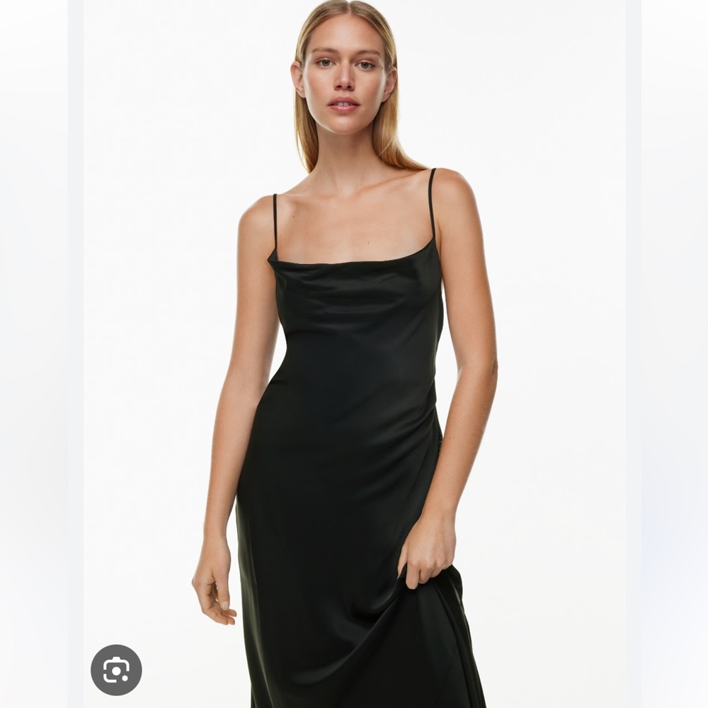 Aritzia TEN by Babaton Affection Satin Maxi dress